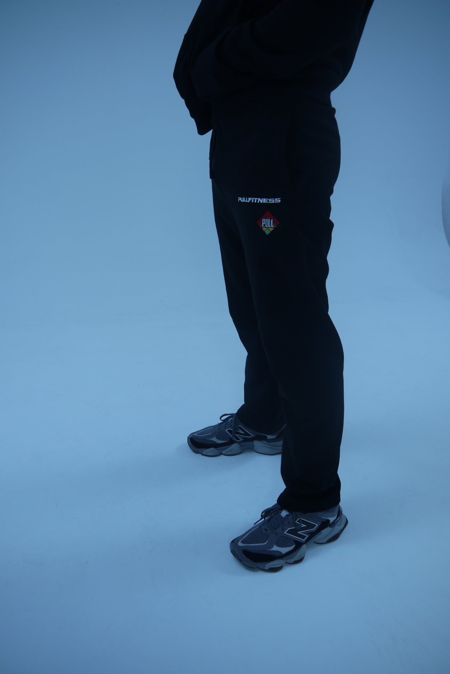 ‘Under The Lights’ Black Set